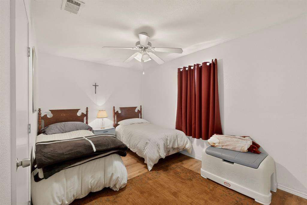 12207 Queen Drive Property Photo 27