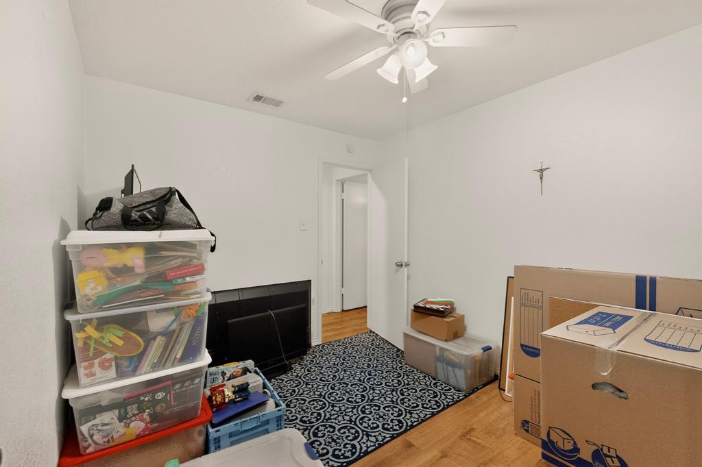 12207 Queen Drive Property Photo 30