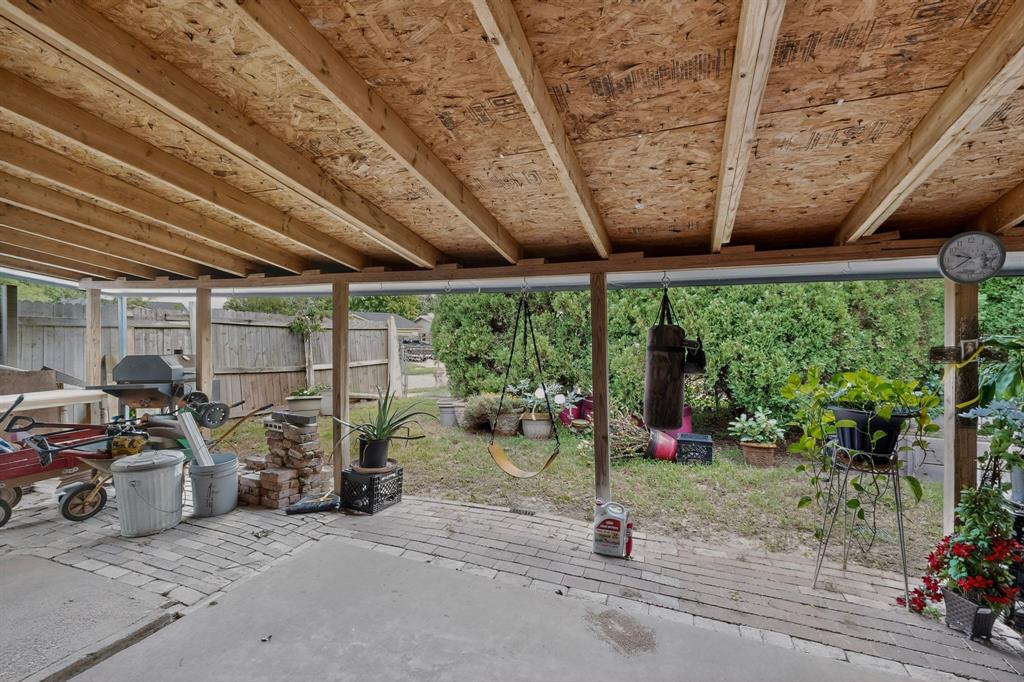 12207 Queen Drive Property Photo 31