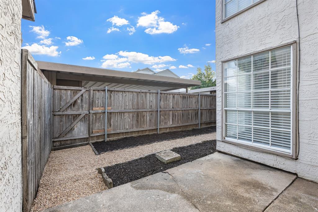 13207 Woodbend Lane Property Photo 23