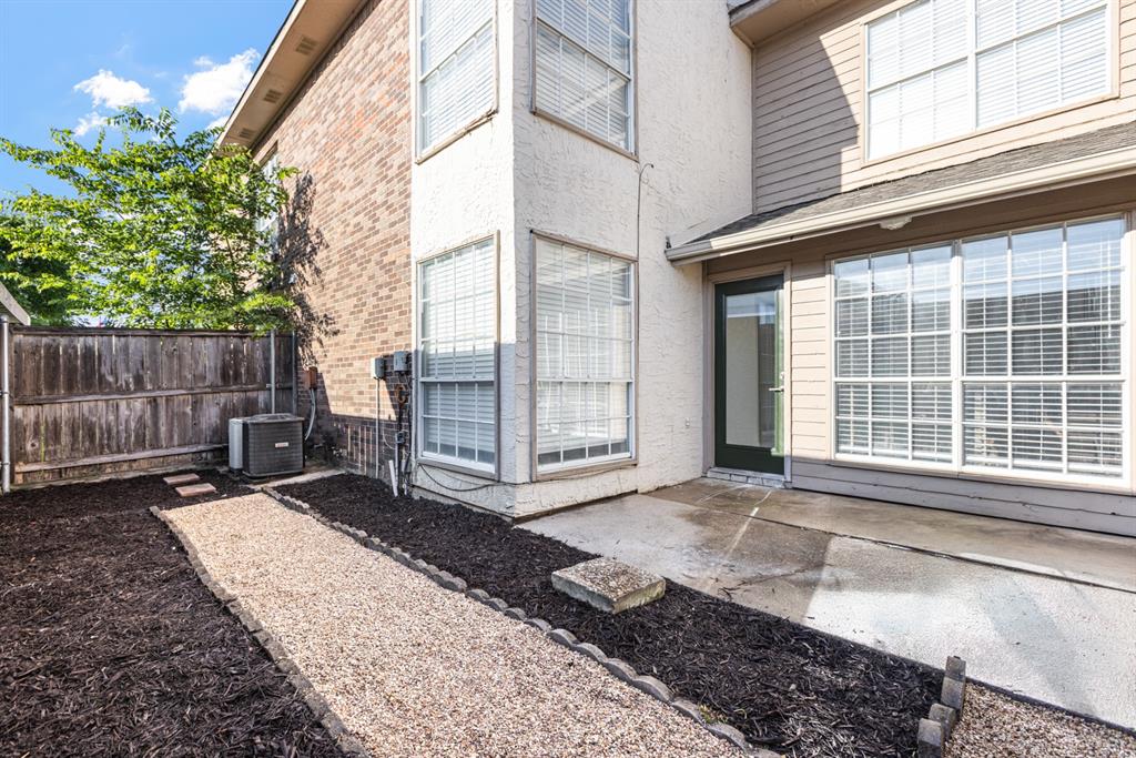 13207 Woodbend Lane Property Photo 24