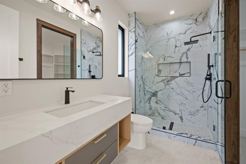 3443 Umyousef Court Property Photo 32