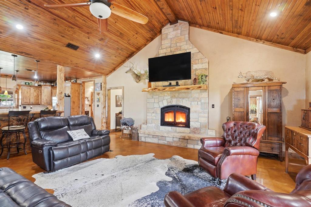 15030 N Fm 600 Property Photo 2