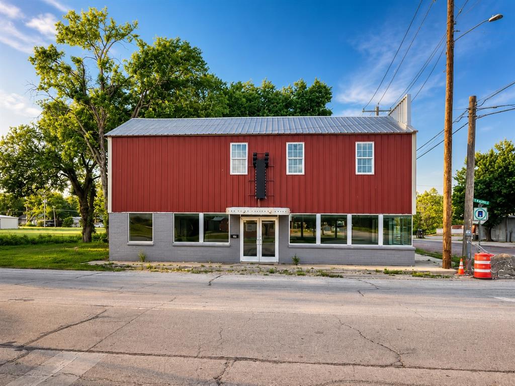 304 S Patrick Street Property Photo 1