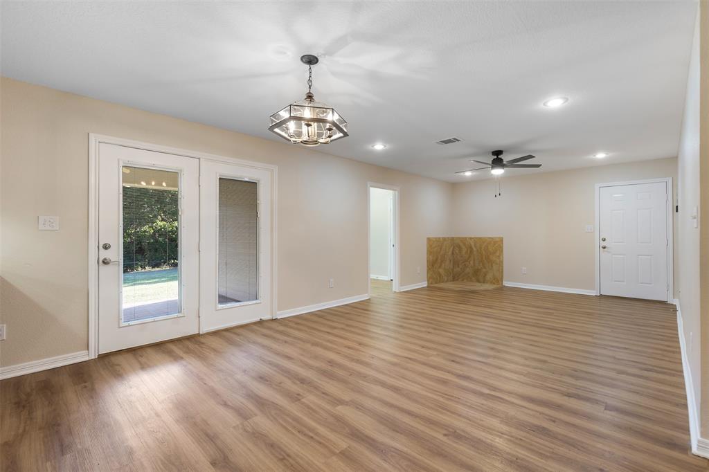 251 Denton Road Property Photo 4