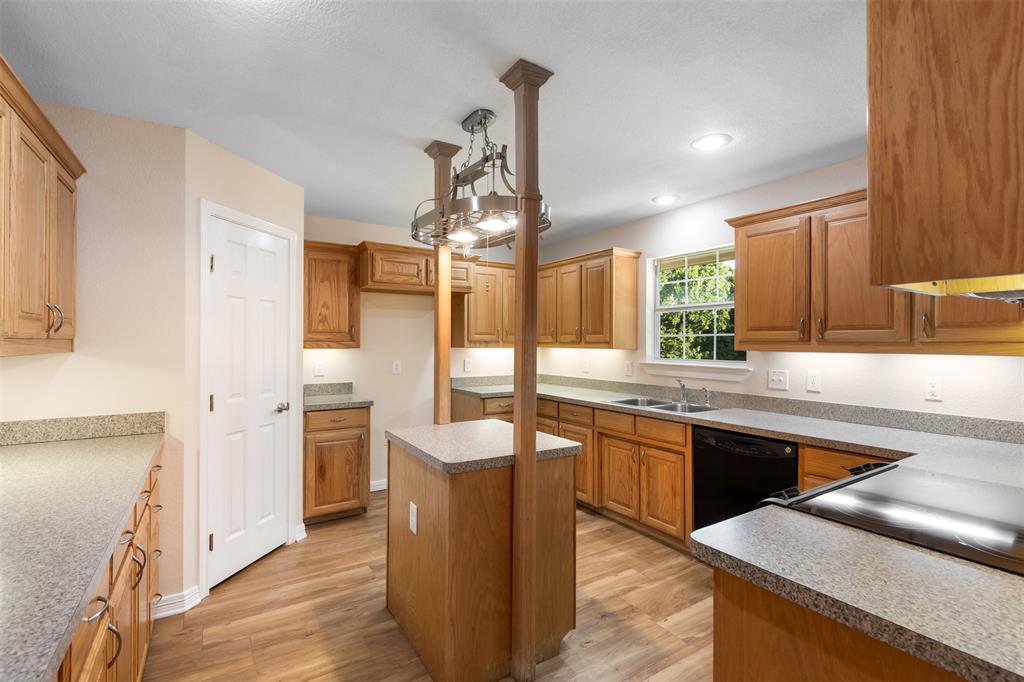 251 Denton Road Property Photo 6