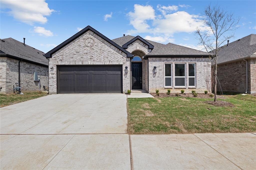 6109 White Creek Drive Property Photo 1