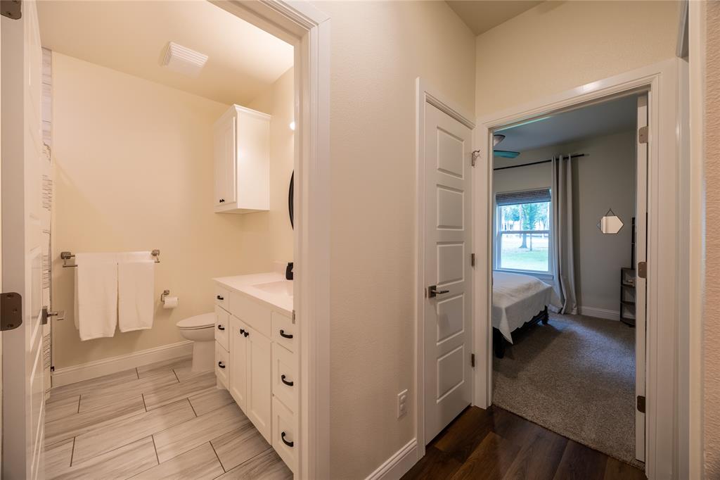 354 Glade Valley Property Photo 8