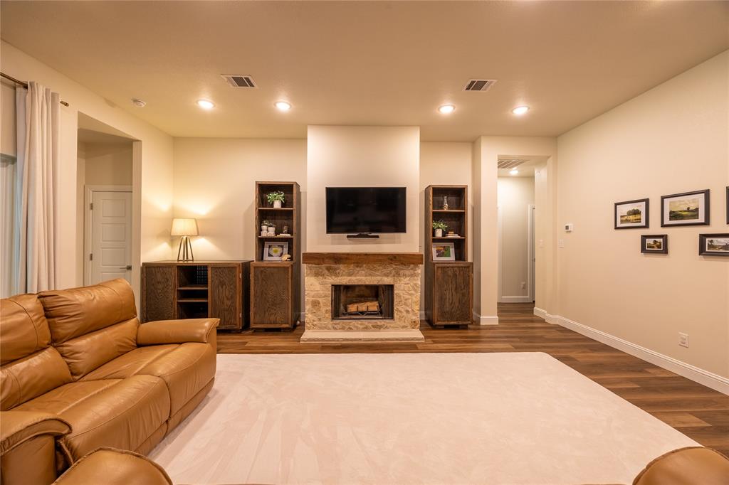 354 Glade Valley Property Photo 36