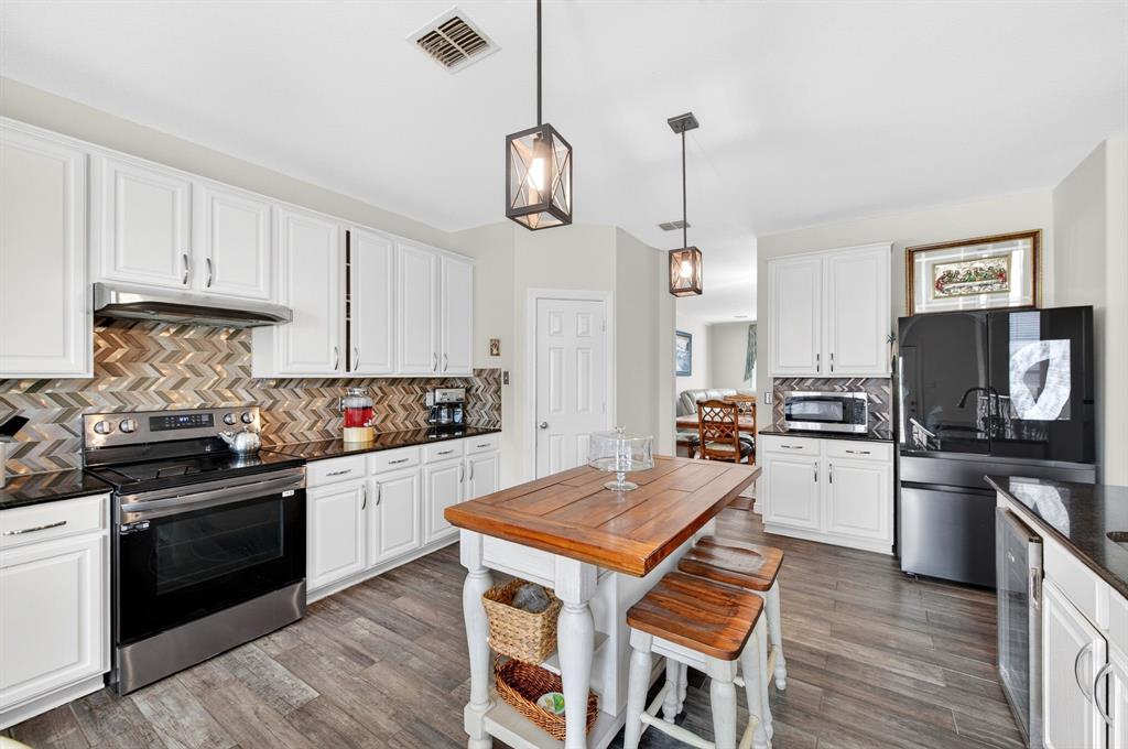 1503 Quail Ridge Drive Property Photo 11