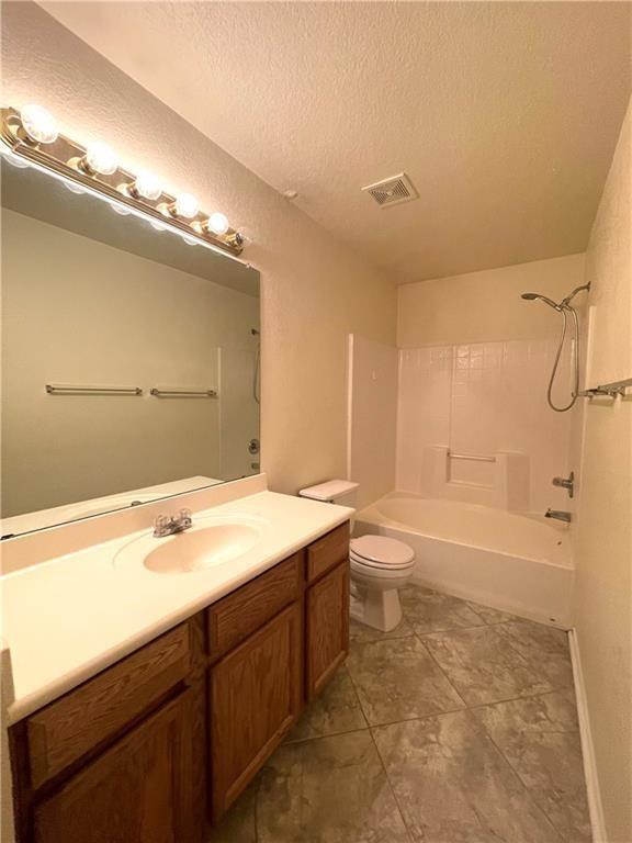 1008 Briar Drive A & B Property Photo 7