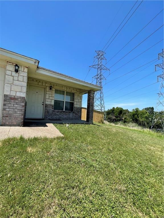 1008 Briar Drive A & B Property Photo 20
