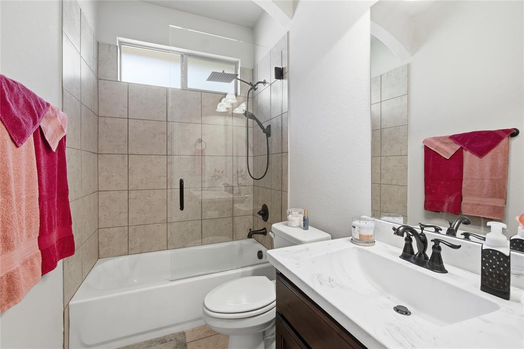 230 Double Creek Drive Property Photo 10