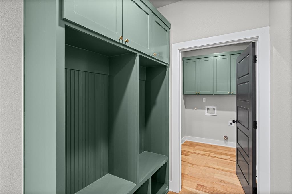 1010 Mustang Trail Property Photo 13