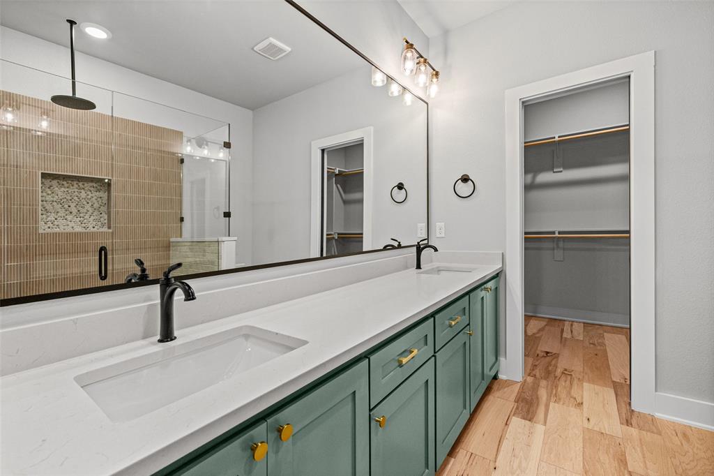 1010 Mustang Trail Property Photo 16