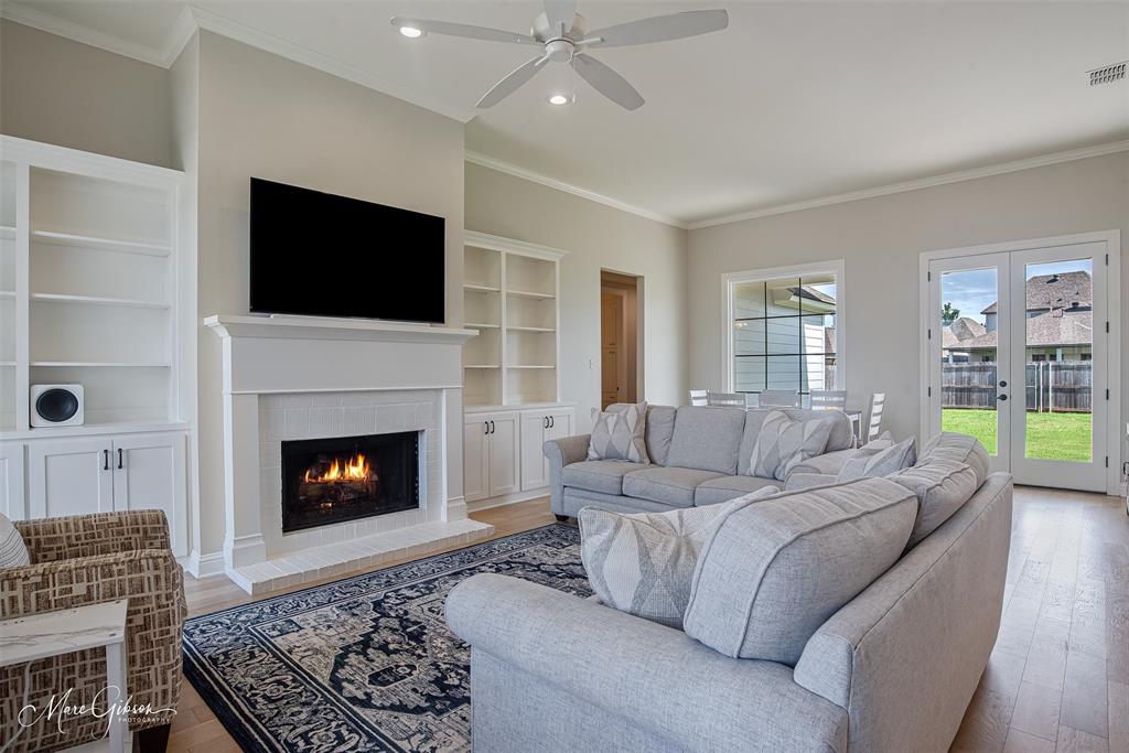 9826 Canebrake Lane Property Photo 4