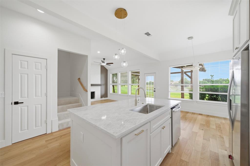2104 Old Mcgarrah Road Property Photo 1