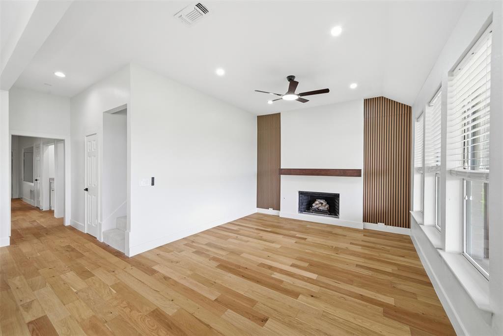 2104 Old Mcgarrah Road Property Photo 5