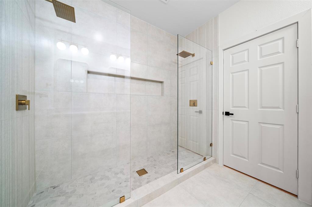 2104 Old Mcgarrah Road Property Photo 14