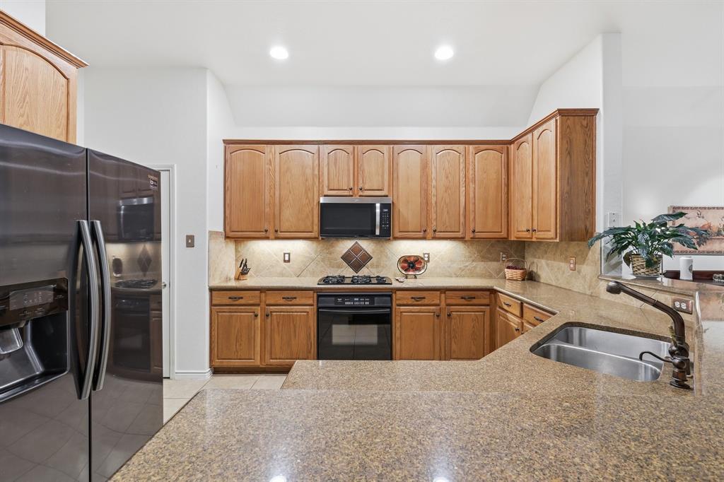 7764 Lancaster Property Photo 8