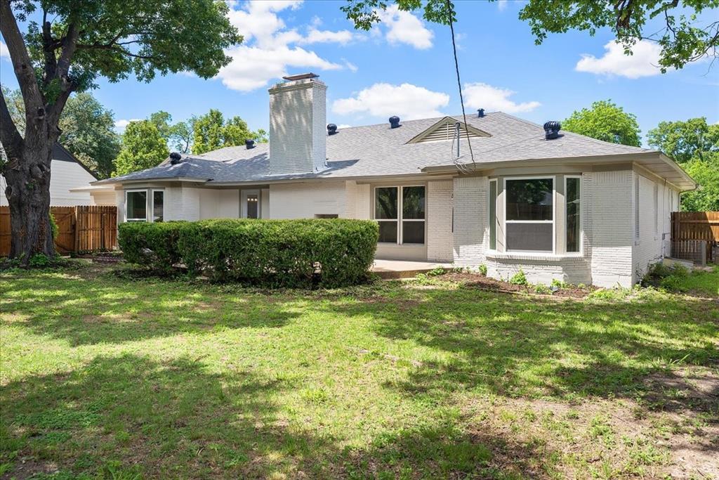 706 W Five Mile Parkway Property Photo 37