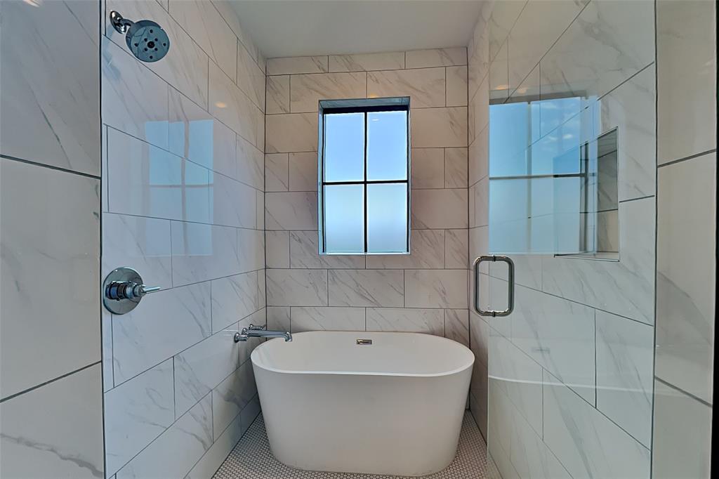 112 E Oscar Drive Property Photo 8