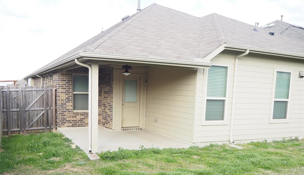 14832 Rocky Face Lane Property Photo 3