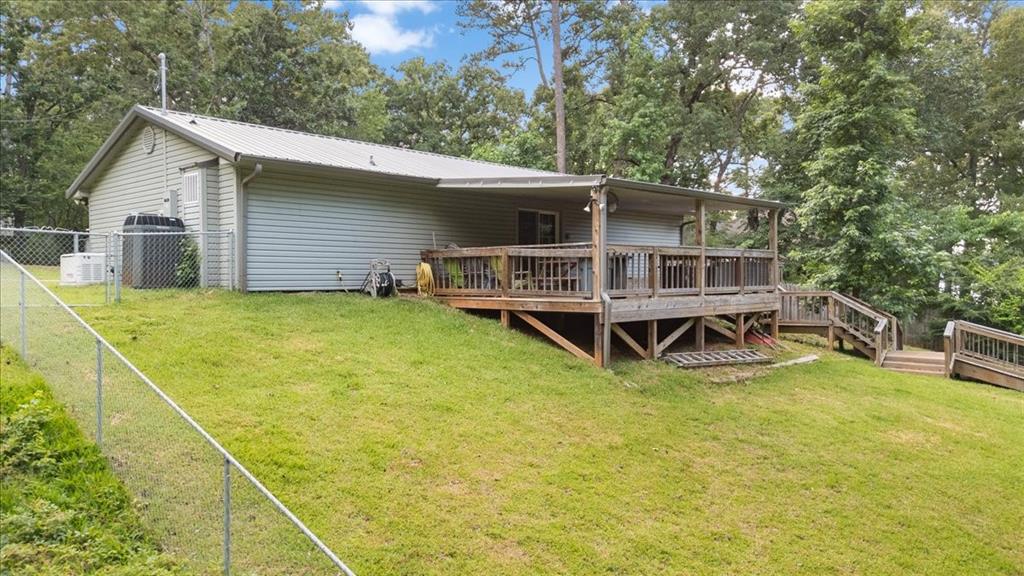 170 County Road 3136 Property Photo 4