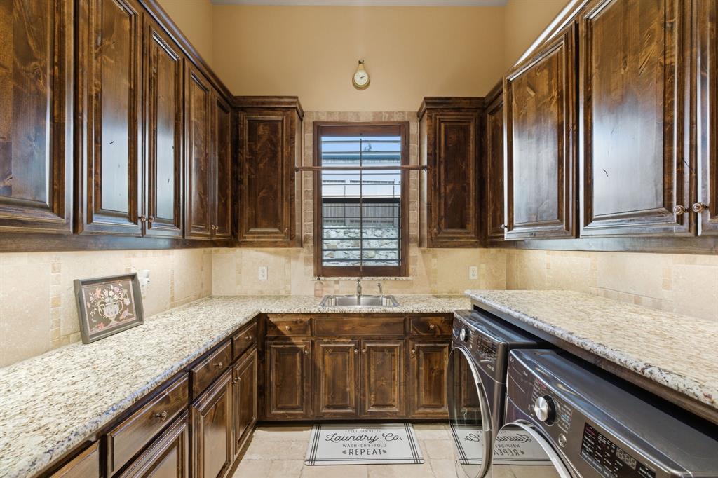 1100 Tuscany Terrace Property Photo 16