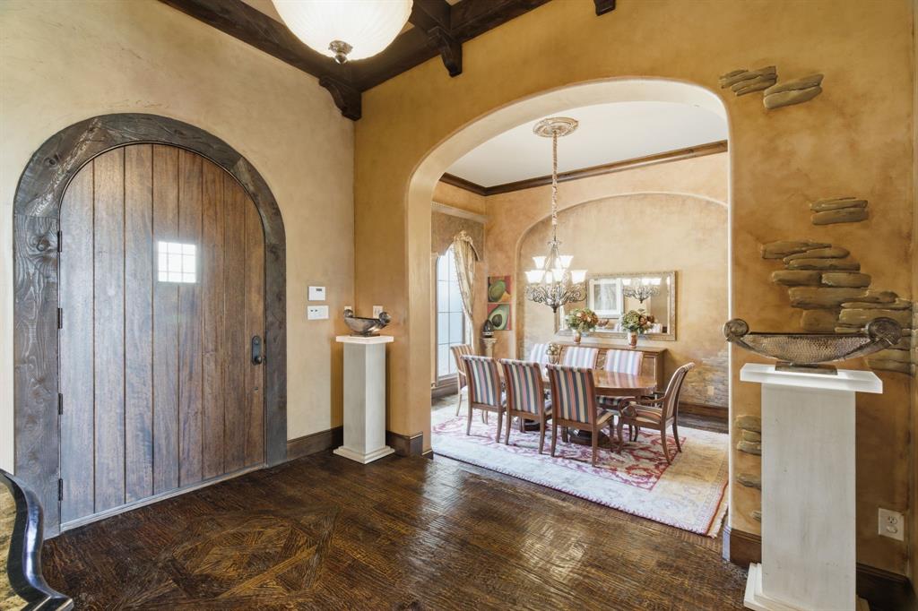 1100 Tuscany Terrace Property Photo 17