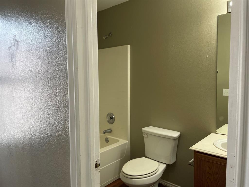 817 Greene Way Property Photo 8
