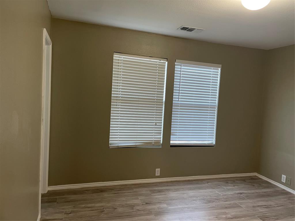 817 Greene Way Property Photo 9