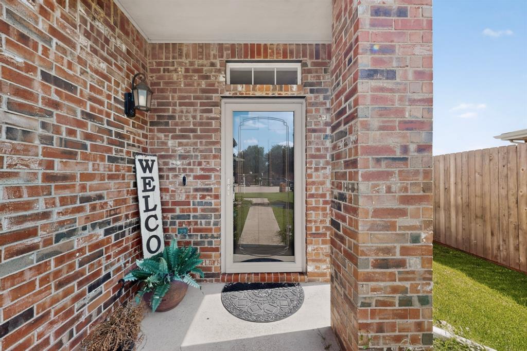 1816 Marble Cove Lane Property Photo 4