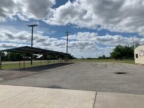 309 Us 69 Property Photo 16