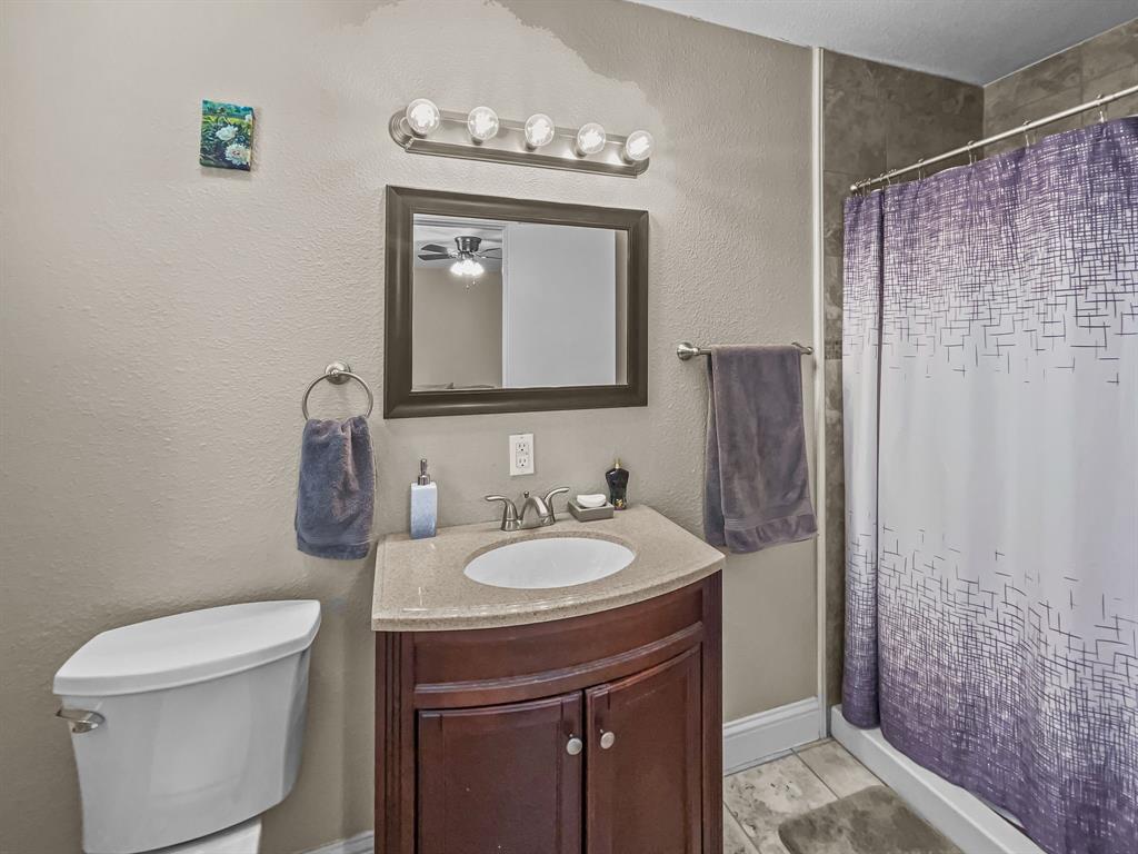 924 Meadow Mead Drive Property Photo 14