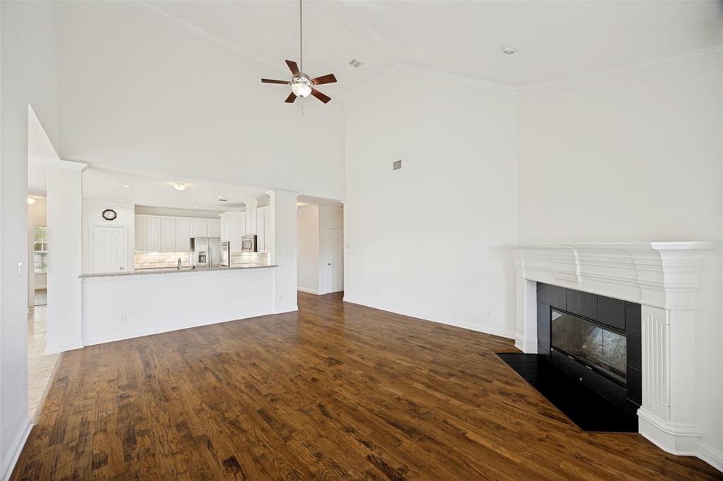 4437 Red Barn Drive Property Photo 11