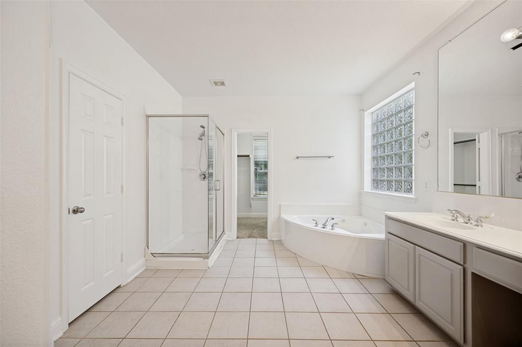 4437 Red Barn Drive Property Photo 19