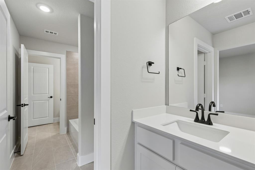 2259 Railhead Trail Property Photo 29