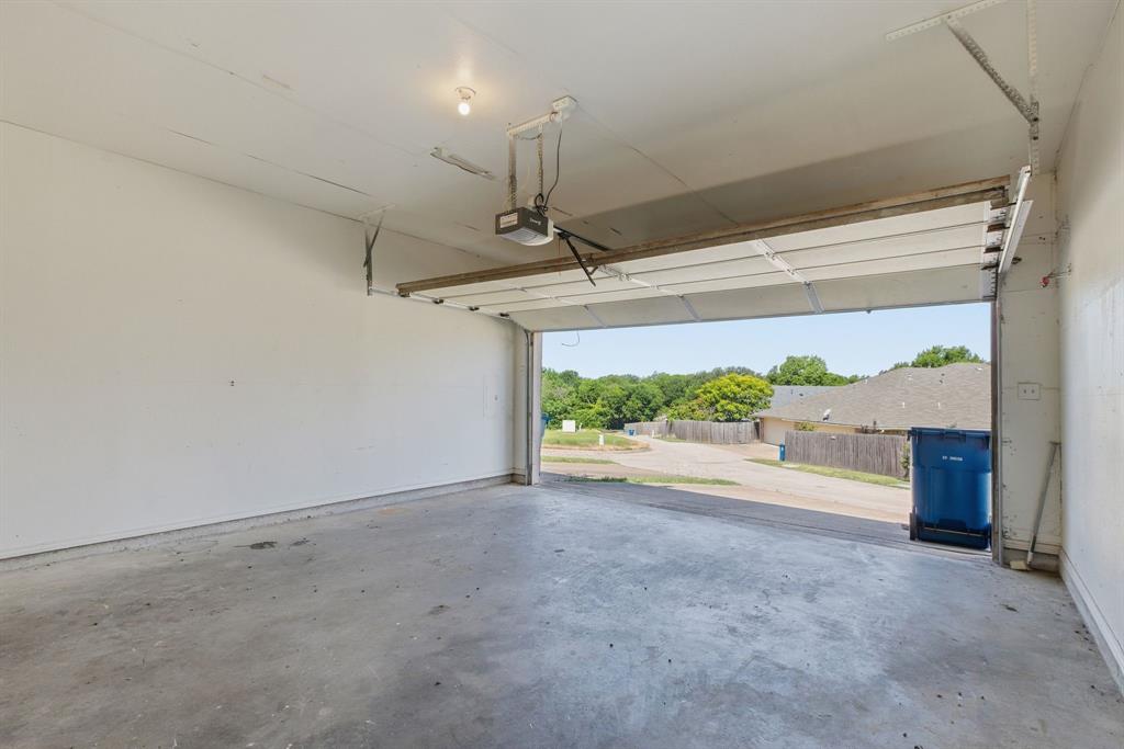 119 Larchbrook Drive Property Photo 25