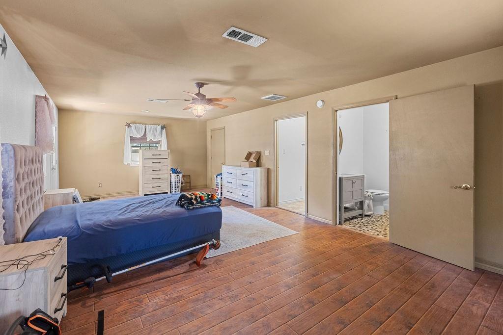 3224 County Road 2225 Property Photo 15