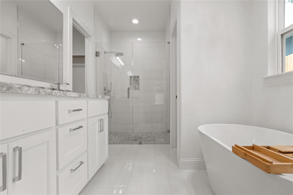 1015 Stella Street Property Photo 22