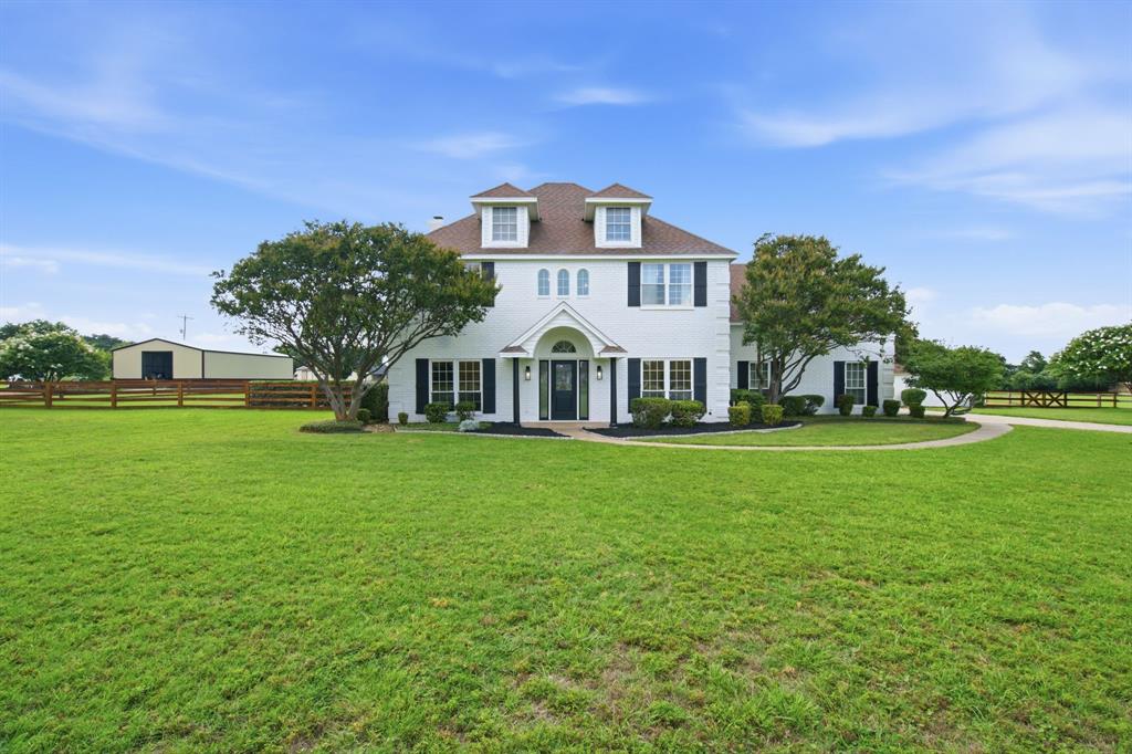 1301 Rolling Acres Drive Property Photo 4