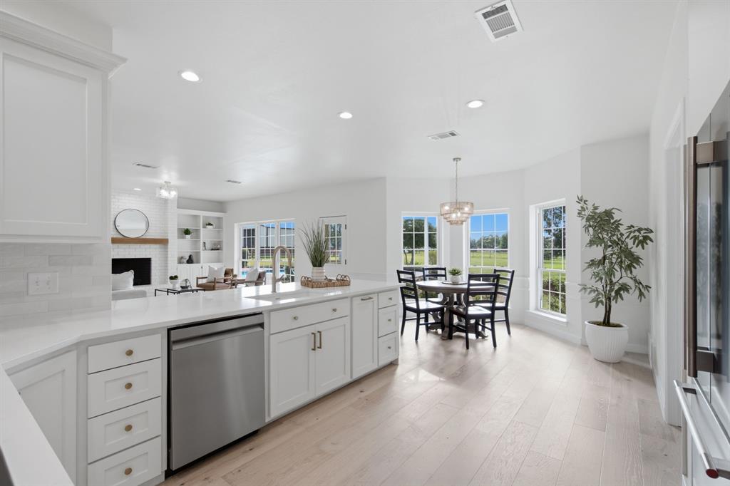 1301 Rolling Acres Drive Property Photo 15