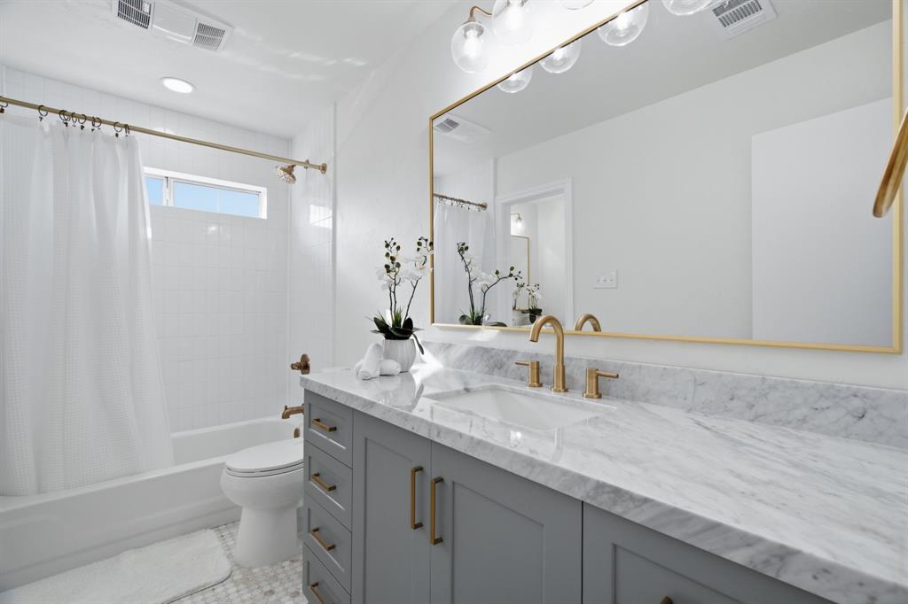 1301 Rolling Acres Drive Property Photo 33