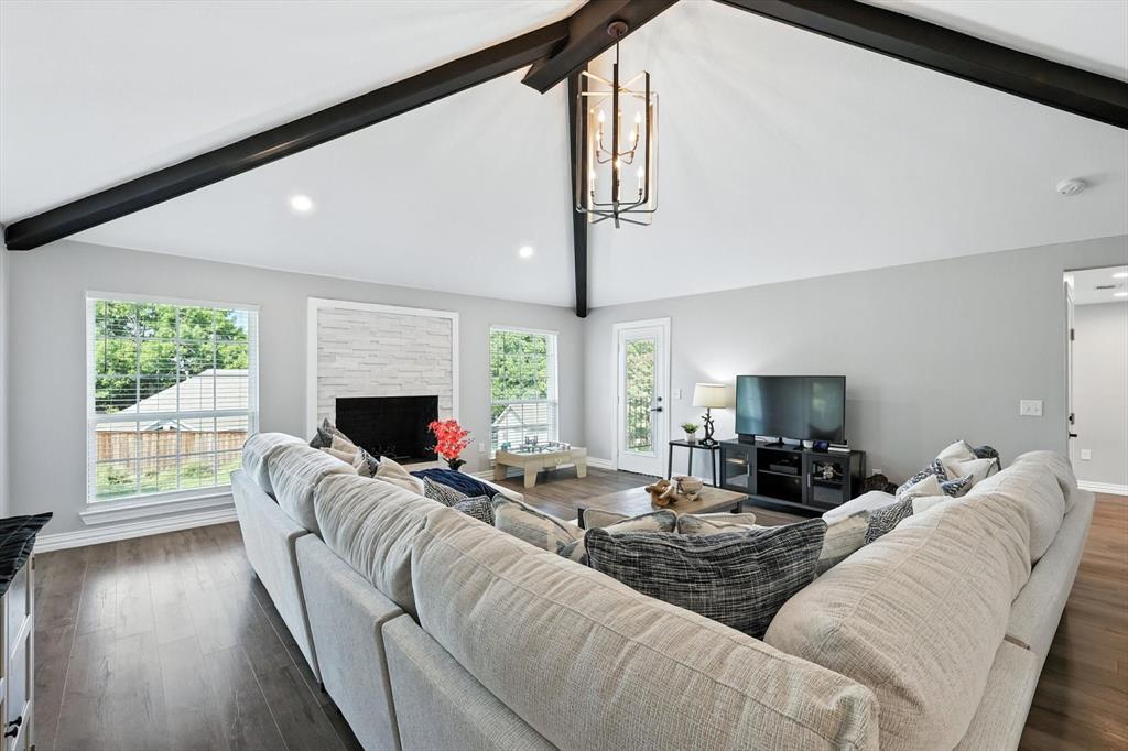 2013 W Shore Drive Property Photo 8