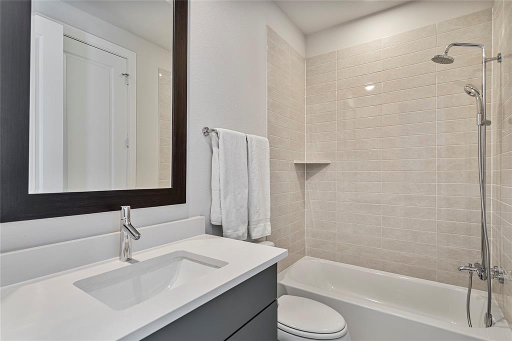 2157 Wenge Lane Property Photo 9