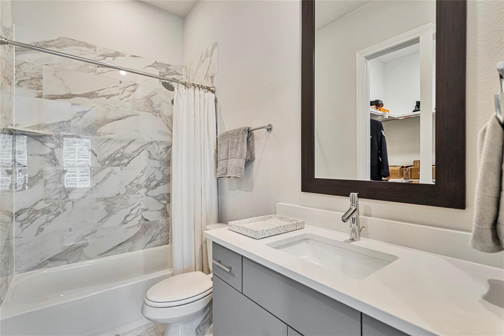2157 Wenge Lane Property Photo 11