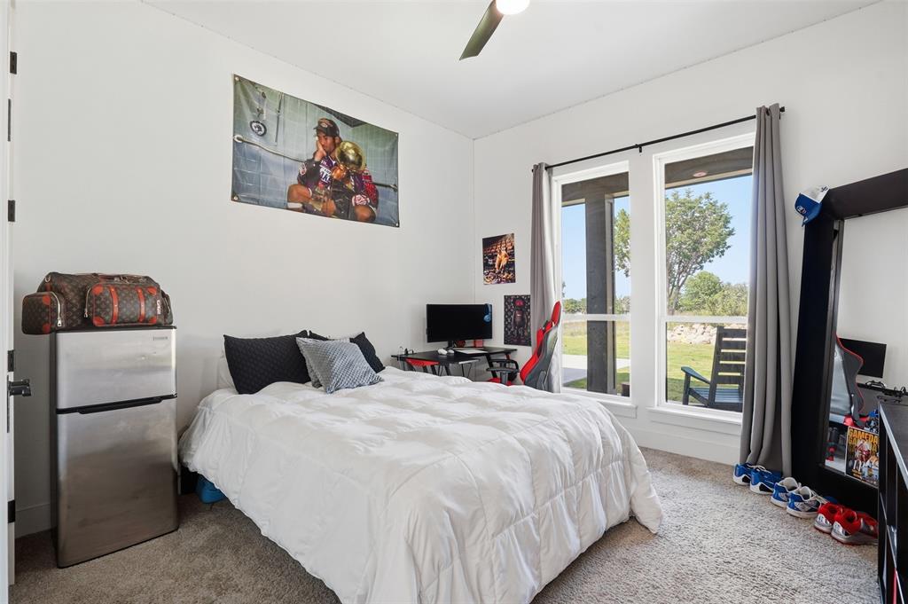 1000 Sweeney Way Property Photo 12