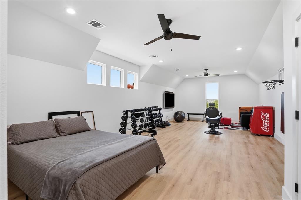 1000 Sweeney Way Property Photo 17