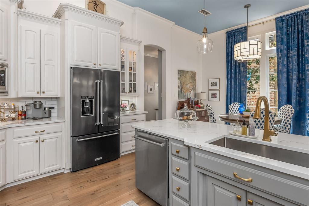 120 Carondelet Court Property Photo 14